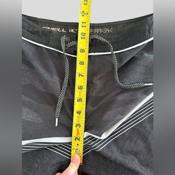 O’Neill Big Boys 26 Waist Striped Unlined Board Shorts Blue Blue Gray Black - Picture 12 of 12